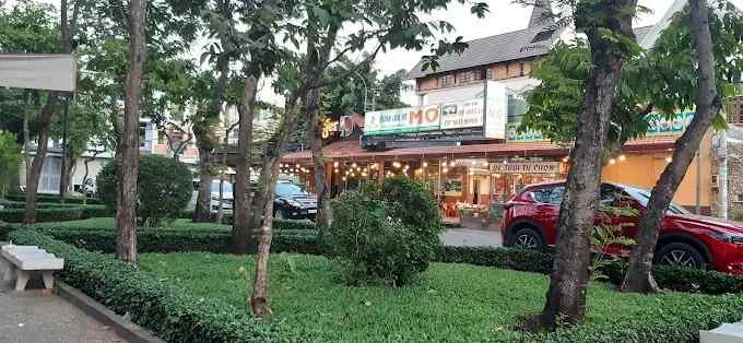 Quán lẩu dê Mơ